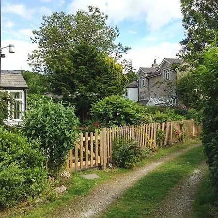 Rose Cottage, Grange-over-sands * Bowland Bridge